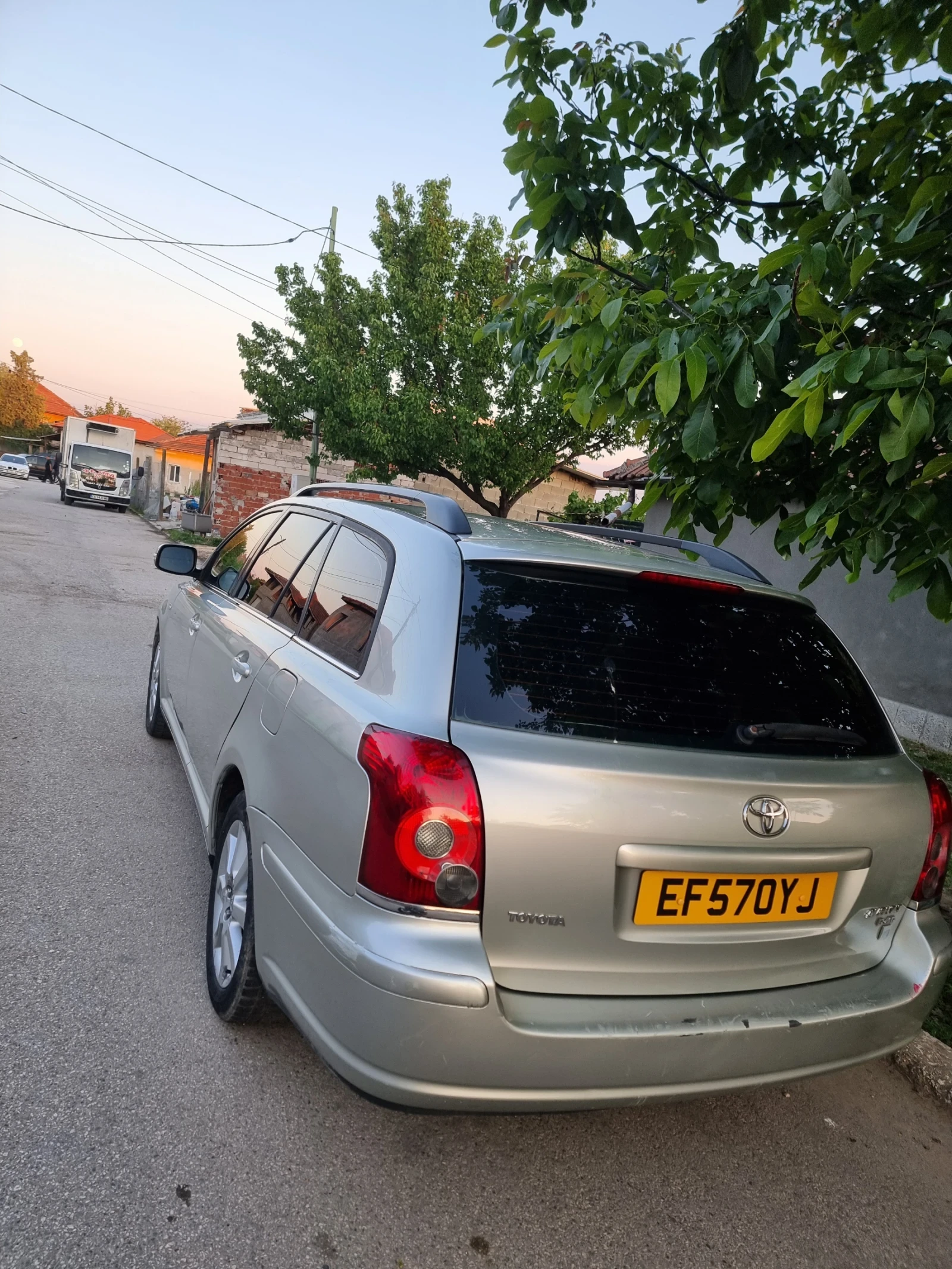 Toyota Avensis  - изображение 2