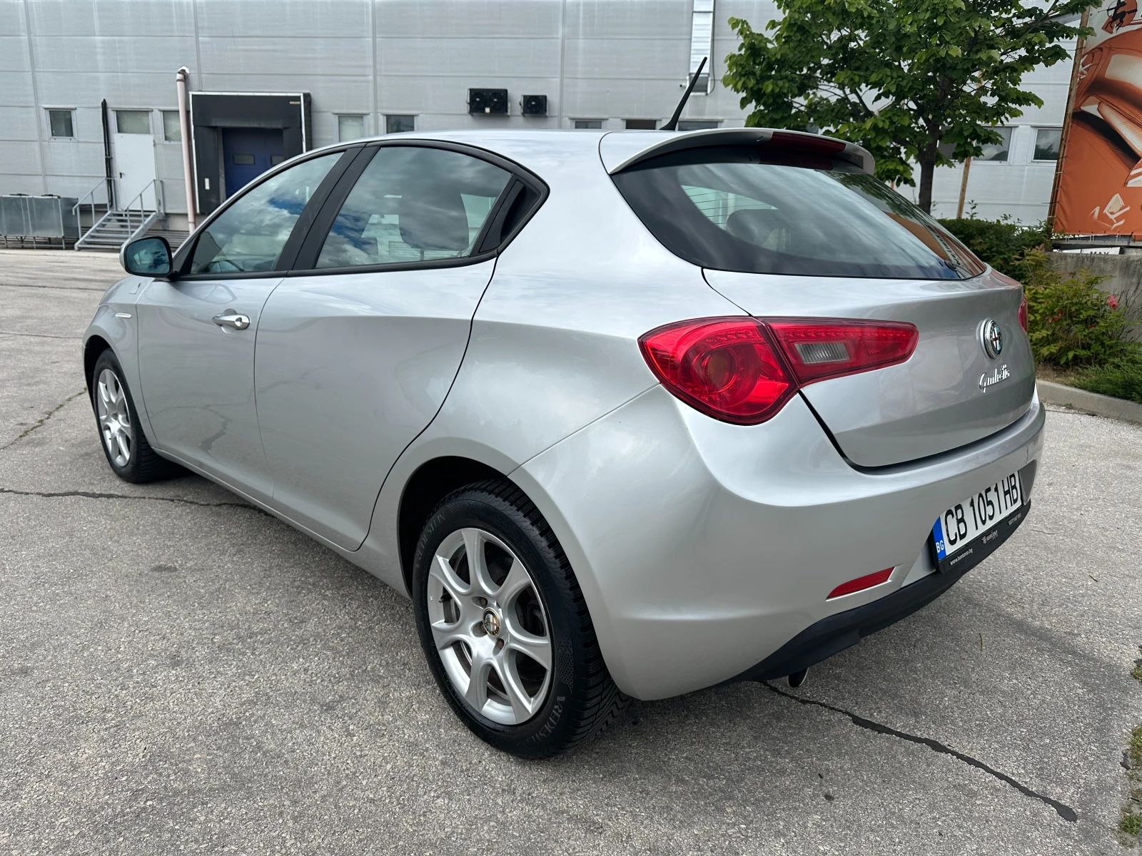 Alfa Romeo Giulietta 1.6d 105 к.с. - изображение 3