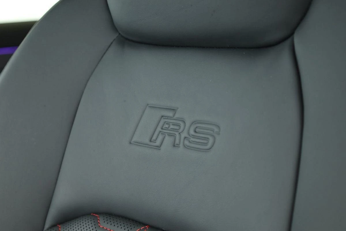 Audi Rs6 PERFORMANCE CARBON DYNAMIC B&O MATRIX PANO - изображение 9