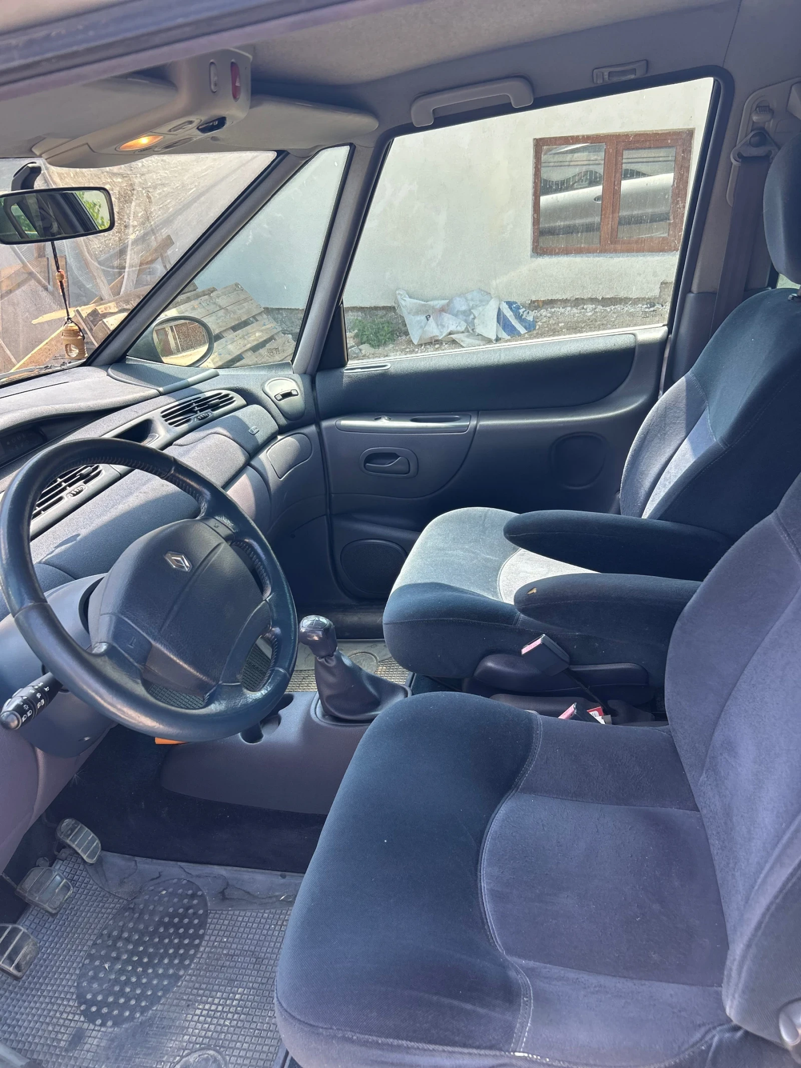Renault Espace 2.2 - изображение 9
