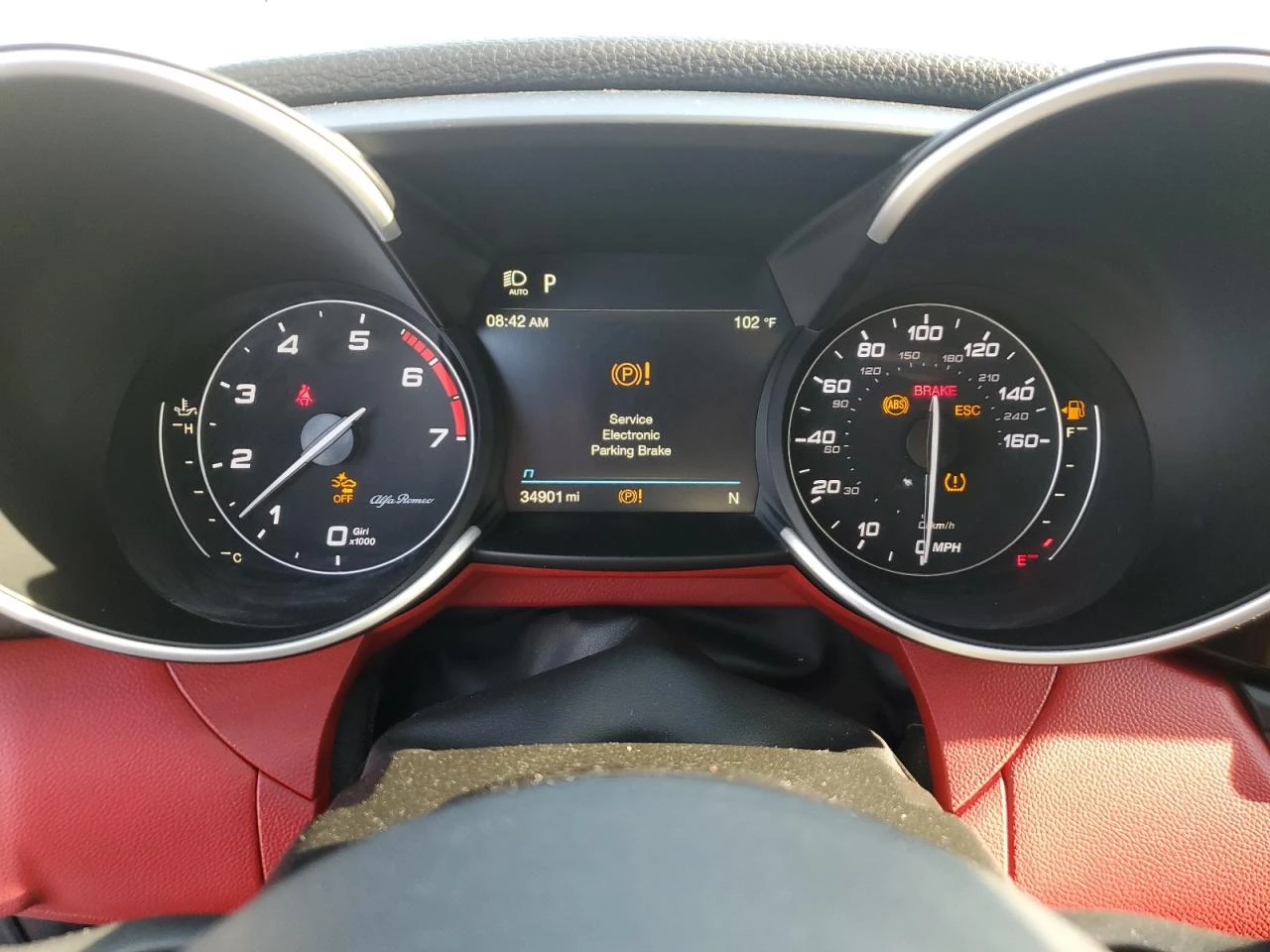 Alfa Romeo Giulia Ti 280кс * Възможност за Лизинг*  - изображение 9