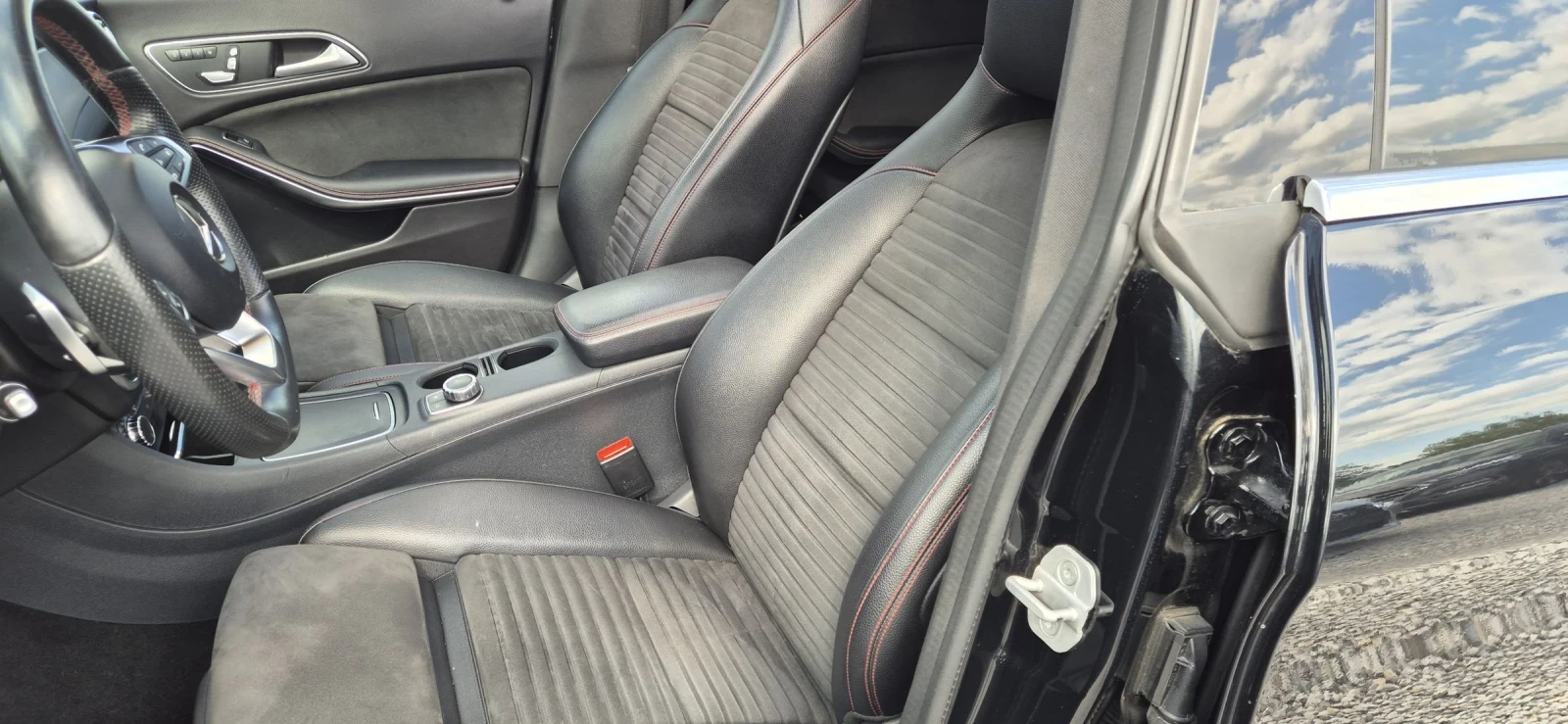 Mercedes-Benz CLA 250 2.0-211.44 | Mobile.bg   12