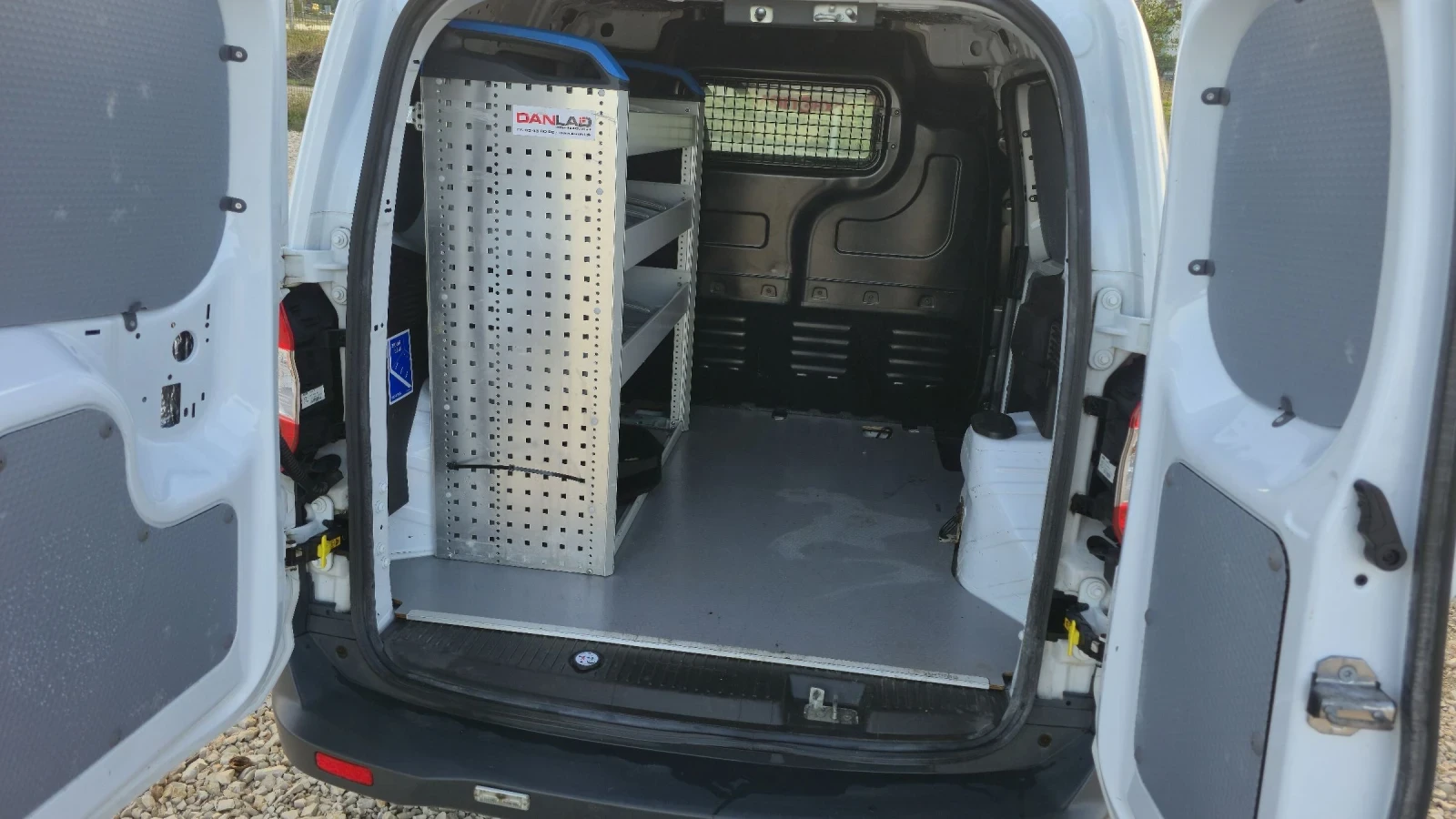Ford Courier Panel Van , 1.5 TDCi - изображение 8