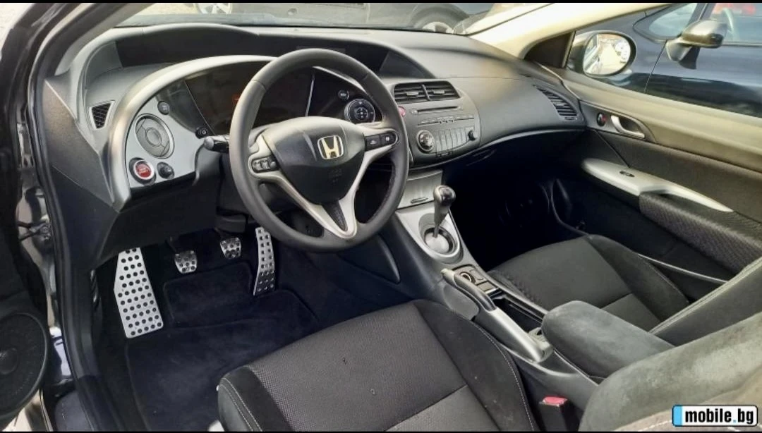 Honda Civic 1.8i v-tec - изображение 7