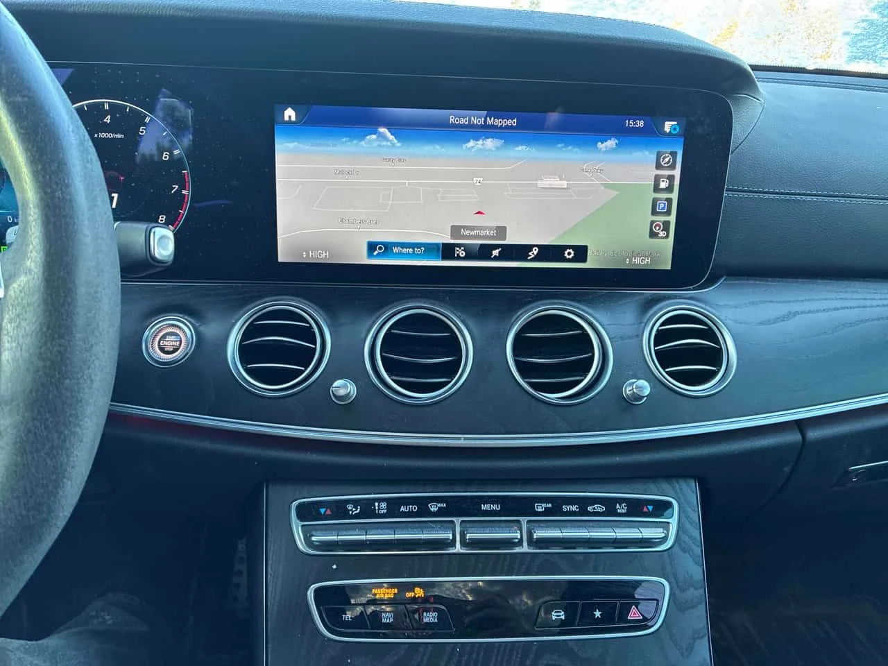 Mercedes-Benz E 53 AMG * CARFAX * ОТ ПРЕДСТАВИТЕЛ НА MERCEDES - изображение 9