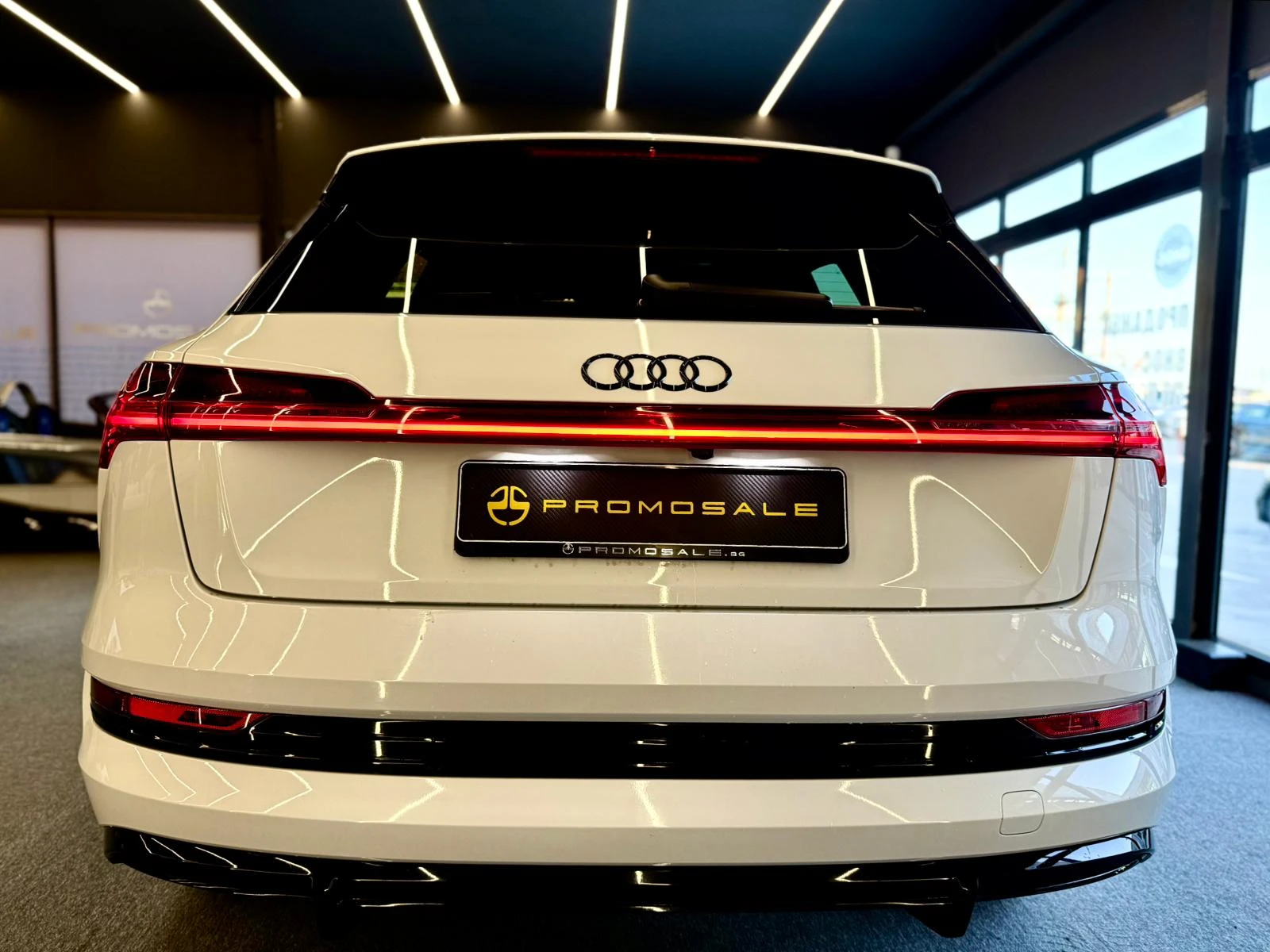 Audi E-Tron 50 * Quattro * 360 * Панорама * Лизинг - изображение 5