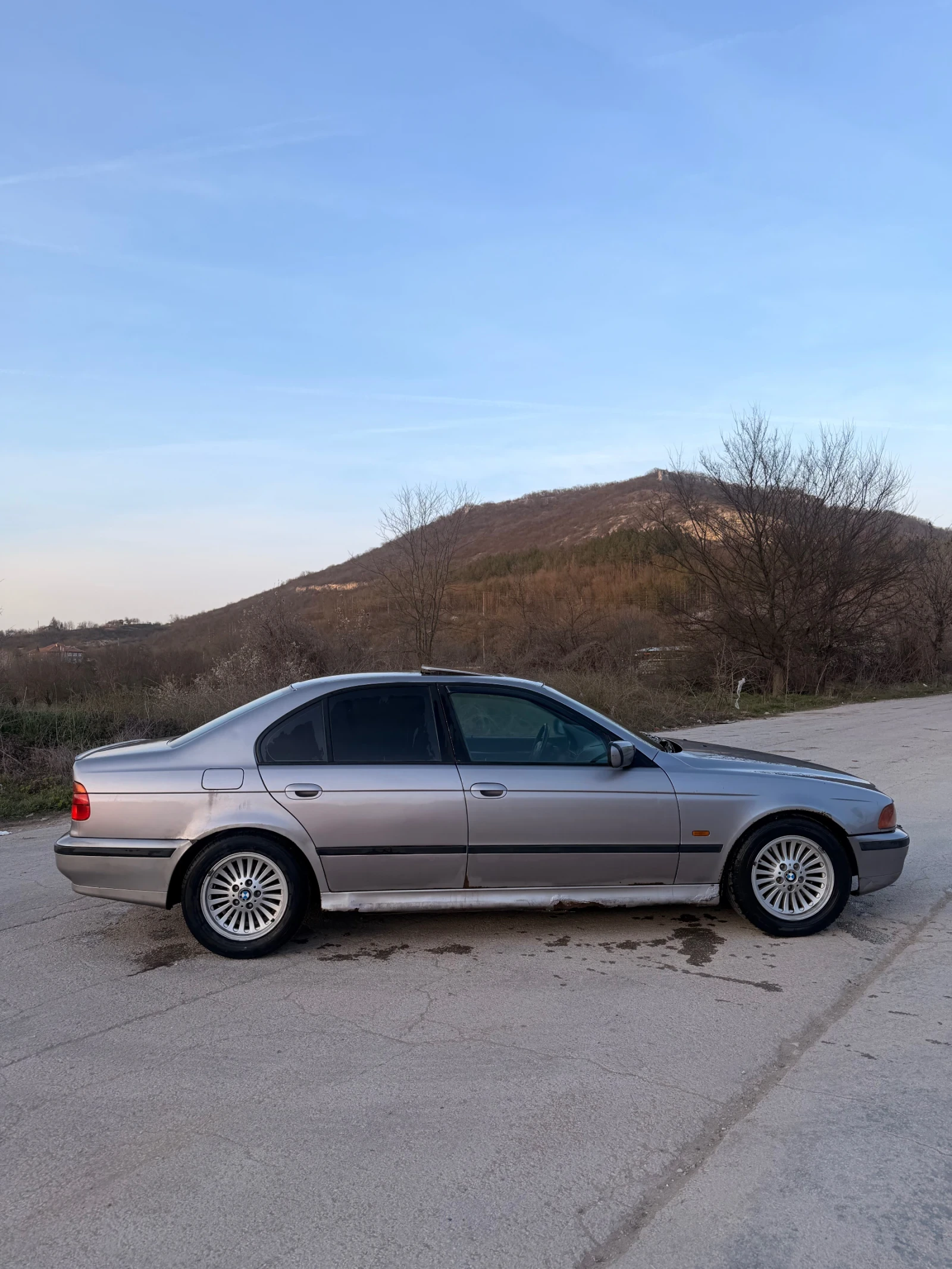 BMW 530 ТОП ТОП ЦЕНА КОЖЕНО РЕКАРО ПОДГРЕВИ И ОЩЕ  ЕКСТРИ, снимка 4 - Автомобили и джипове - 53900685