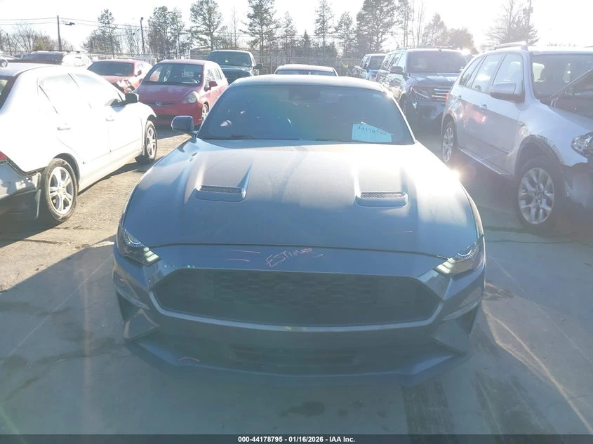 Ford Mustang 2.3l Ecoboost Fastback, снимка 13 - Автомобили и джипове - 54002346