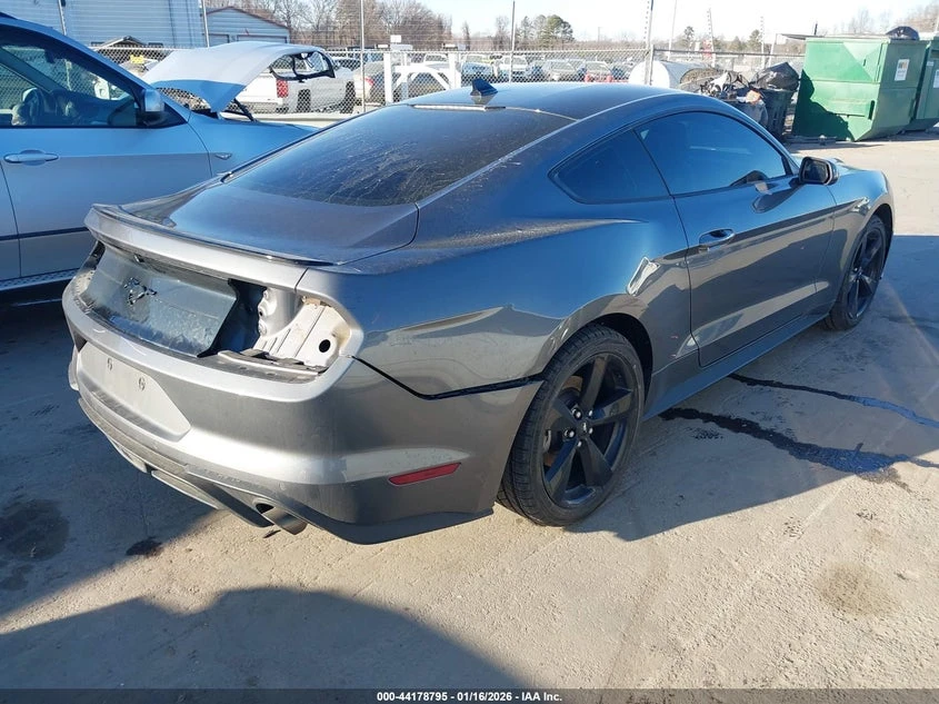 Ford Mustang 2.3l Ecoboost Fastback, снимка 4 - Автомобили и джипове - 54002346