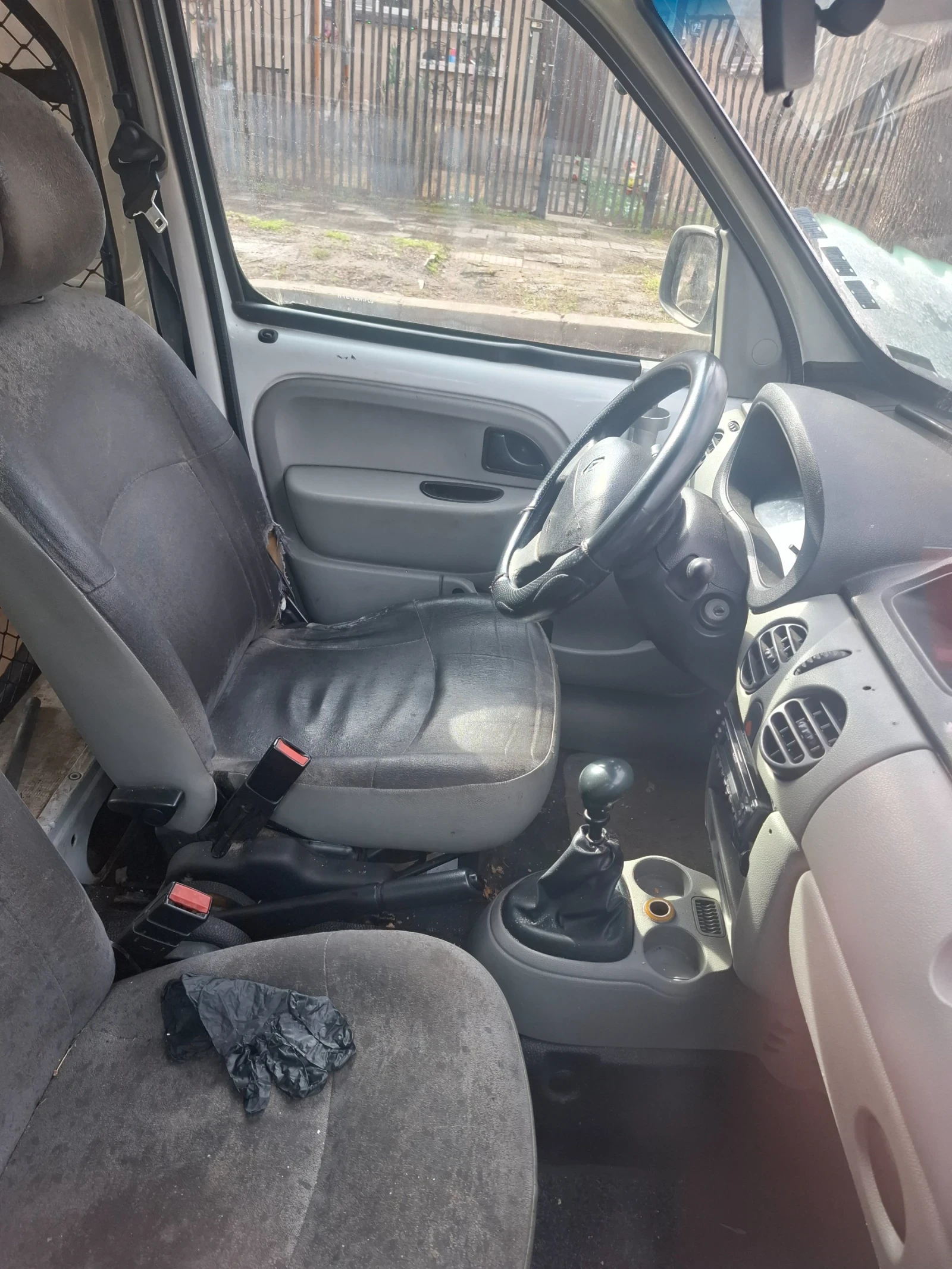 Renault Kangoo, снимка 4 - Автомобили и джипове - 54036909
