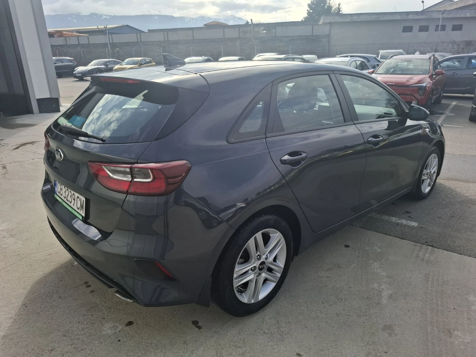 Kia Ceed 1.5 T-gdi Comfort Гаранция, снимка 4 - Автомобили и джипове - 54043930
