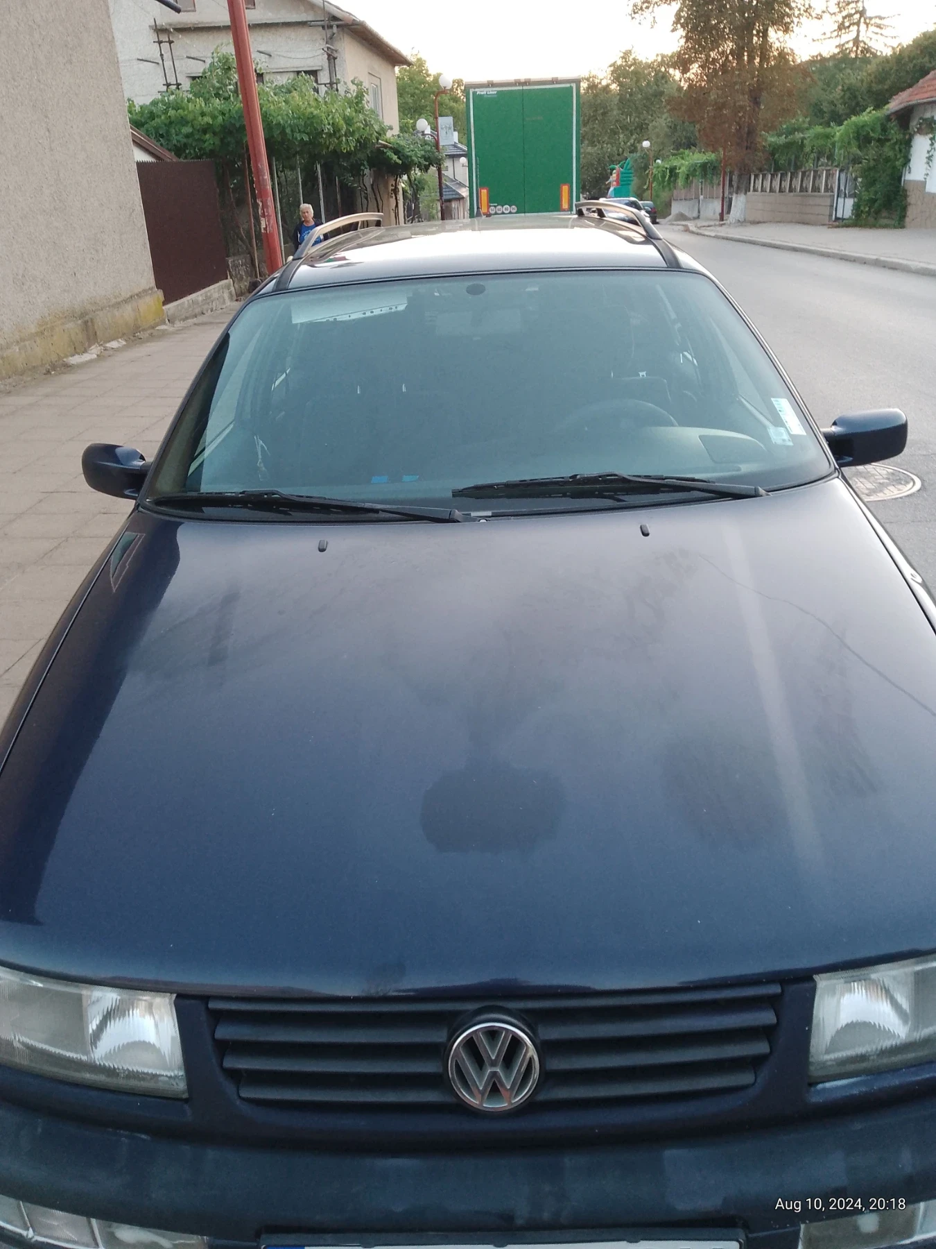 VW Passat Комби, снимка 5 - Автомобили и джипове - 54415010