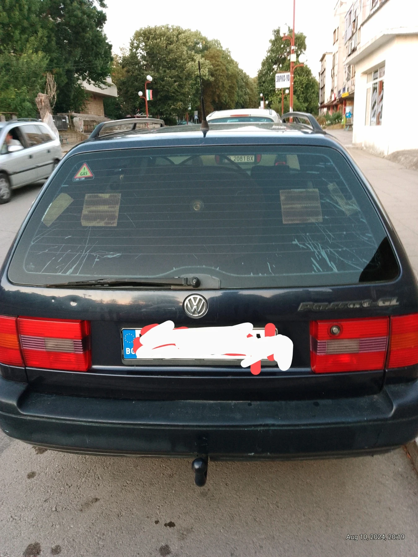 VW Passat Комби, снимка 6 - Автомобили и джипове - 54415010