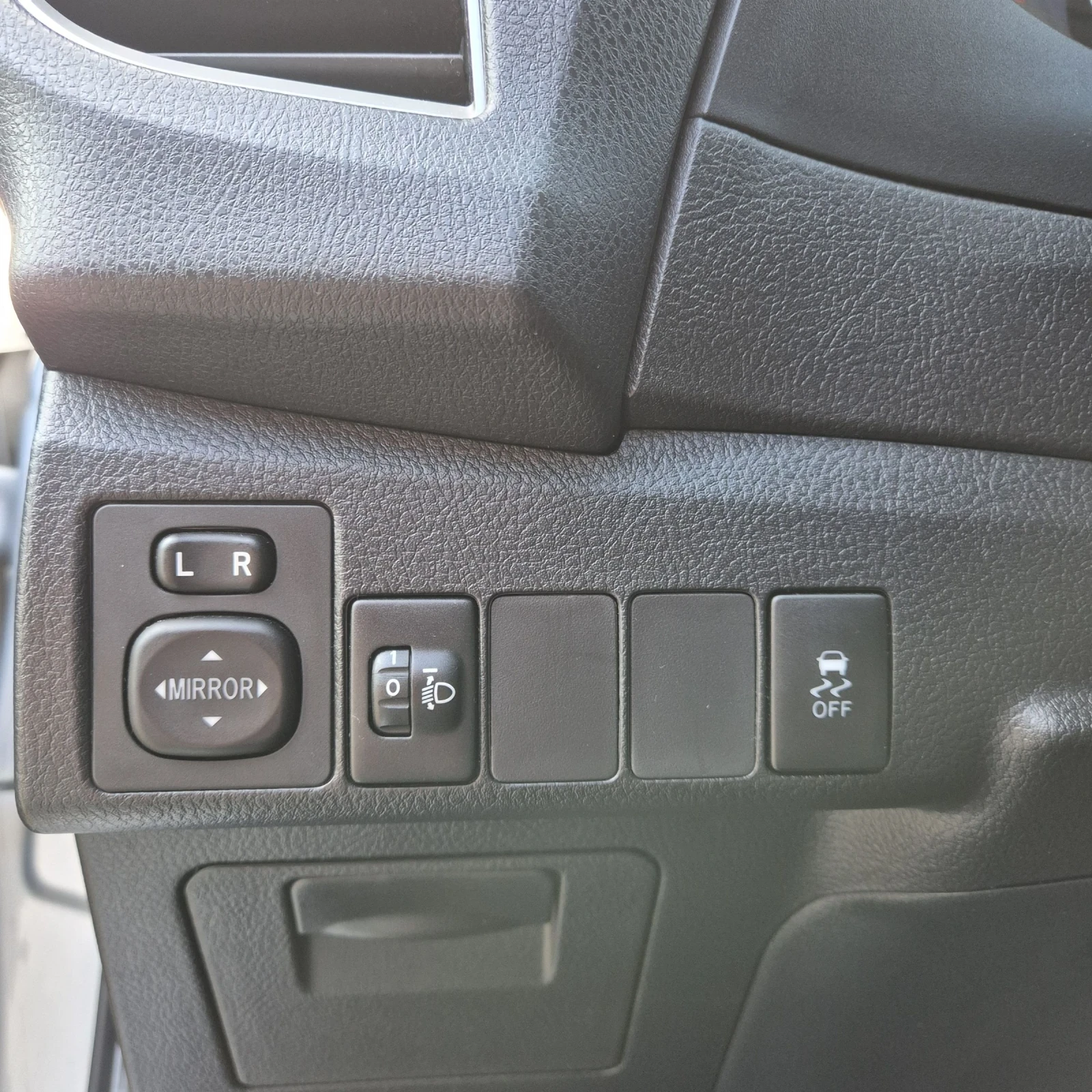 Toyota Corolla, снимка 8 - Автомобили и джипове - 54265614