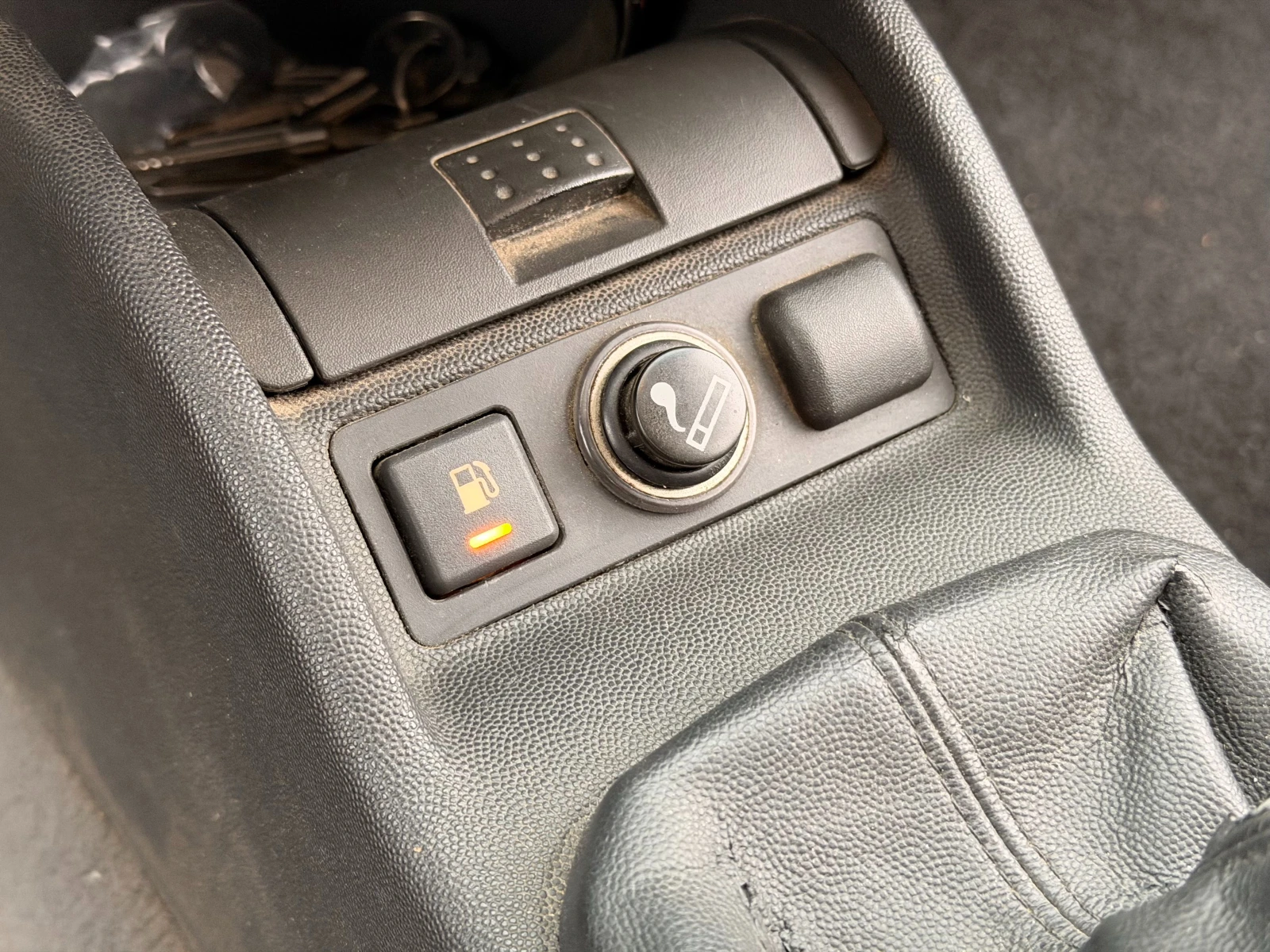 Opel Combo 1.6 CNG | TOUR | ФАБРИЧЕН МЕТАН, снимка 11 - Автомобили и джипове - 54360415