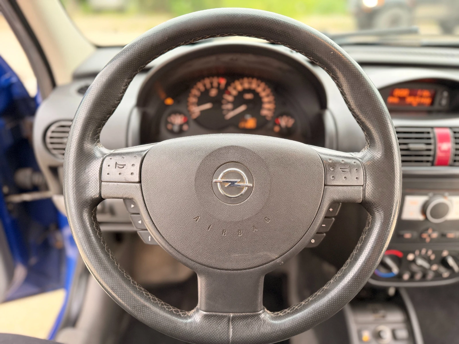 Opel Combo 1.6 CNG | TOUR | ФАБРИЧЕН МЕТАН, снимка 8 - Автомобили и джипове - 54360415