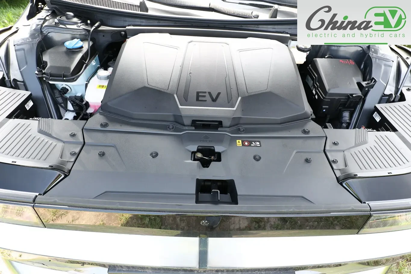 Hyundai Ioniq 5 Uniq 84kWh model 26, снимка 6 - Автомобили и джипове - 54701215
