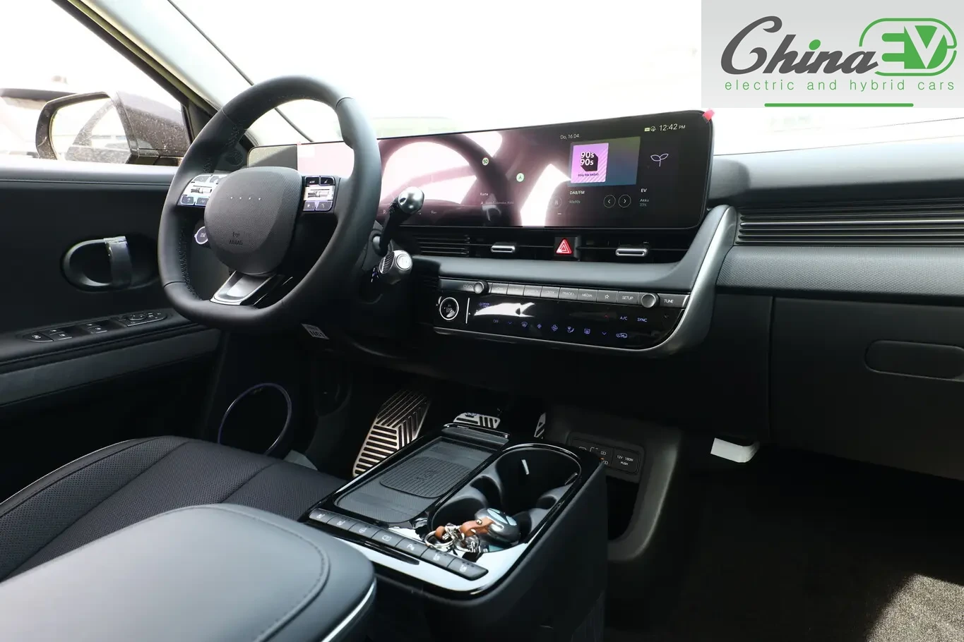 Hyundai Ioniq 5 Uniq 84kWh model 26, снимка 10 - Автомобили и джипове - 54701215
