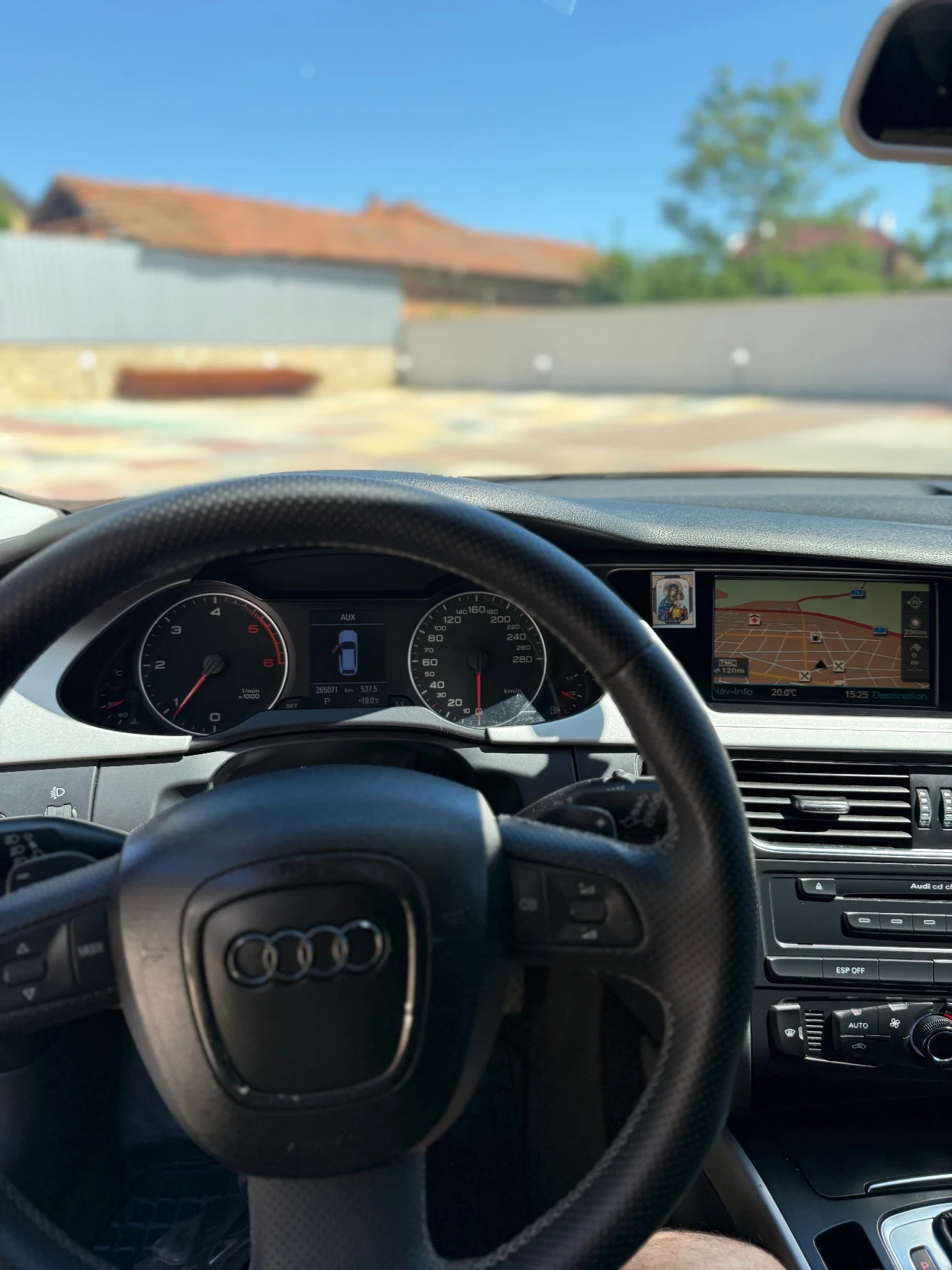 Audi A4 B8 2.0TDI, снимка 11 - Автомобили и джипове - 54721103