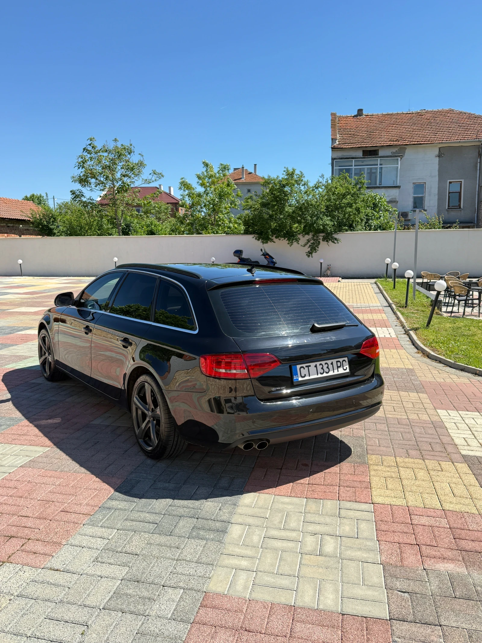 Audi A4 B8 2.0TDI, снимка 8 - Автомобили и джипове - 54721103