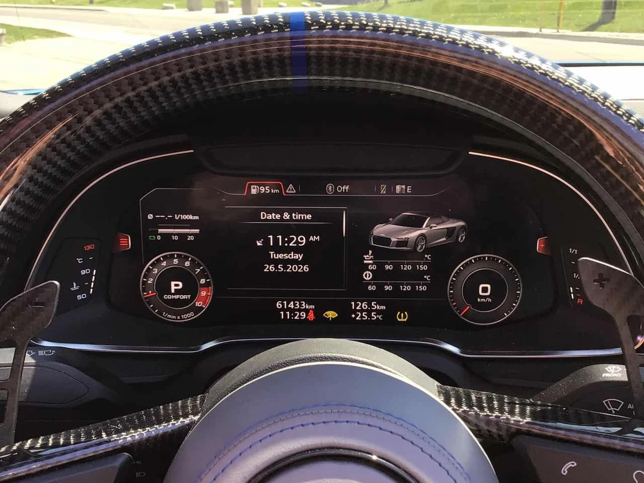 Audi R8 V10 / CABRIO / CARFAX / , снимка 8 - Автомобили и джипове - 54726396