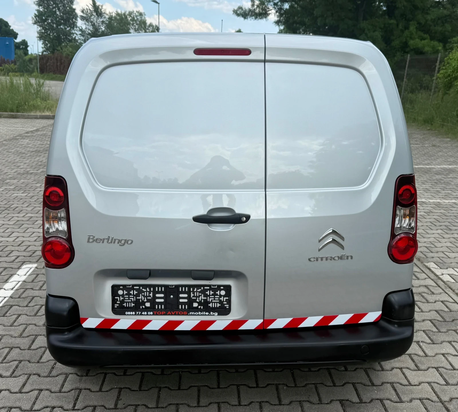 Citroen Berlingo 1.6 eHDi/75kc/КЛИМАТИК/3 места/120303км!, снимка 5 - Автомобили и джипове - 54797304
