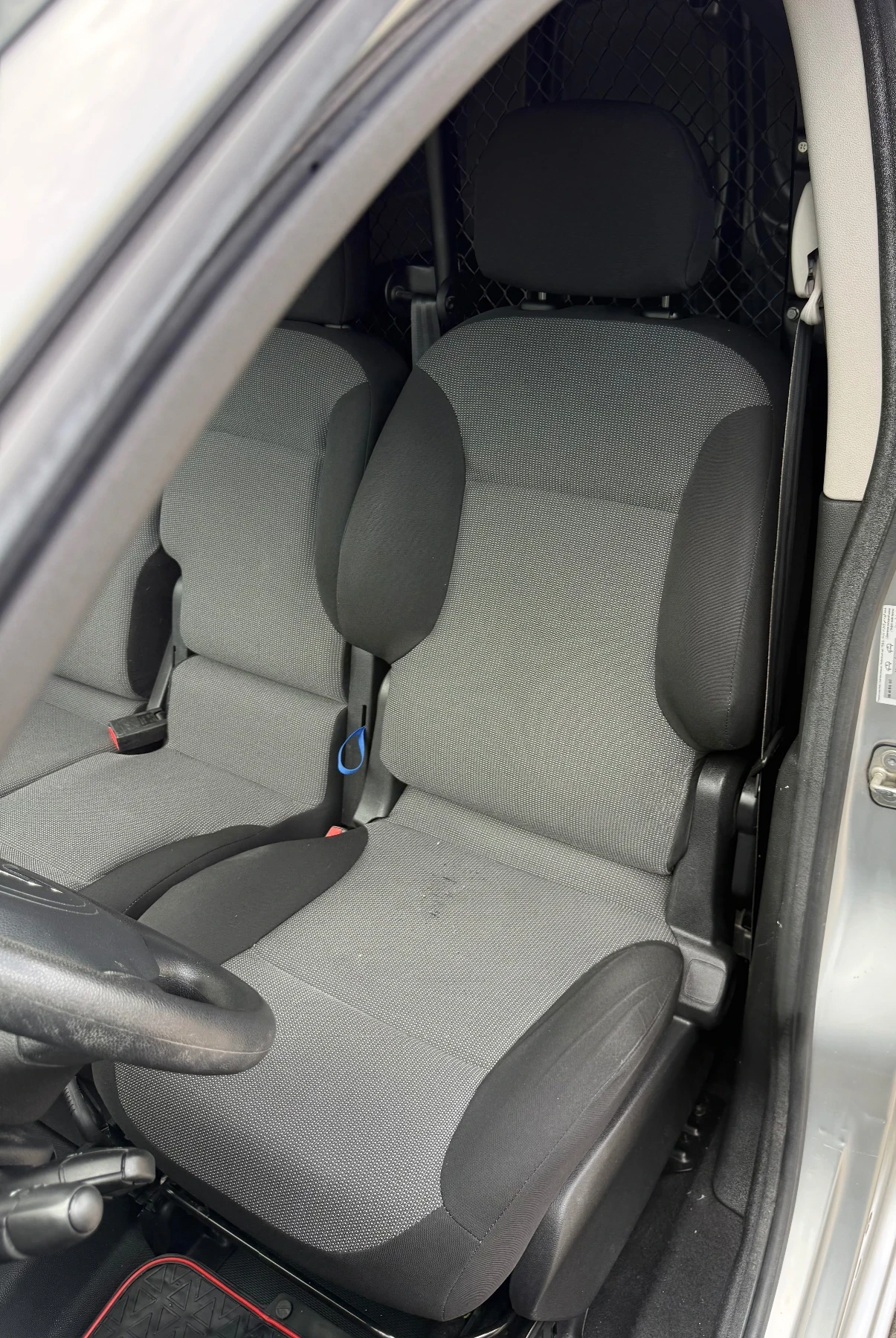 Citroen Berlingo 1.6 eHDi/75kc/КЛИМАТИК/3 места/120303км!, снимка 9 - Автомобили и джипове - 54797304