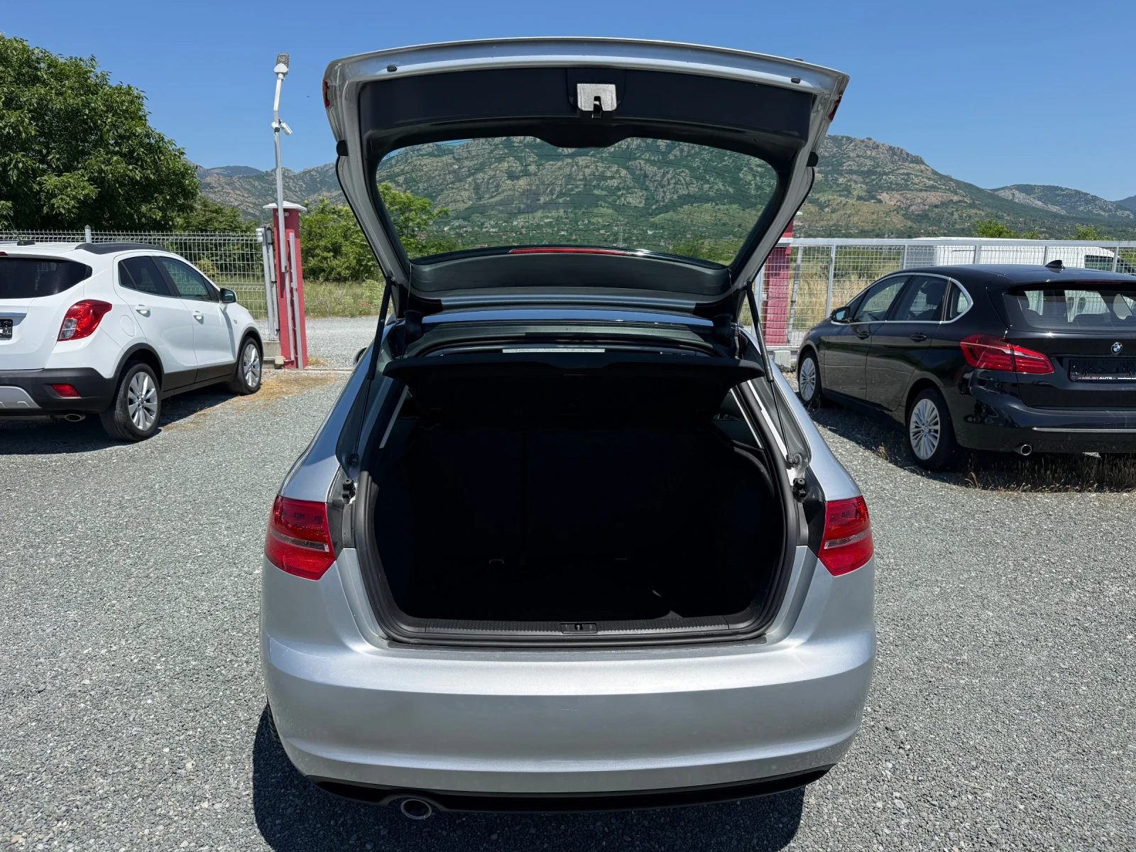 Audi A3 (KATO НОВА)^(S-Line), снимка 13 - Автомобили и джипове - 54865615
