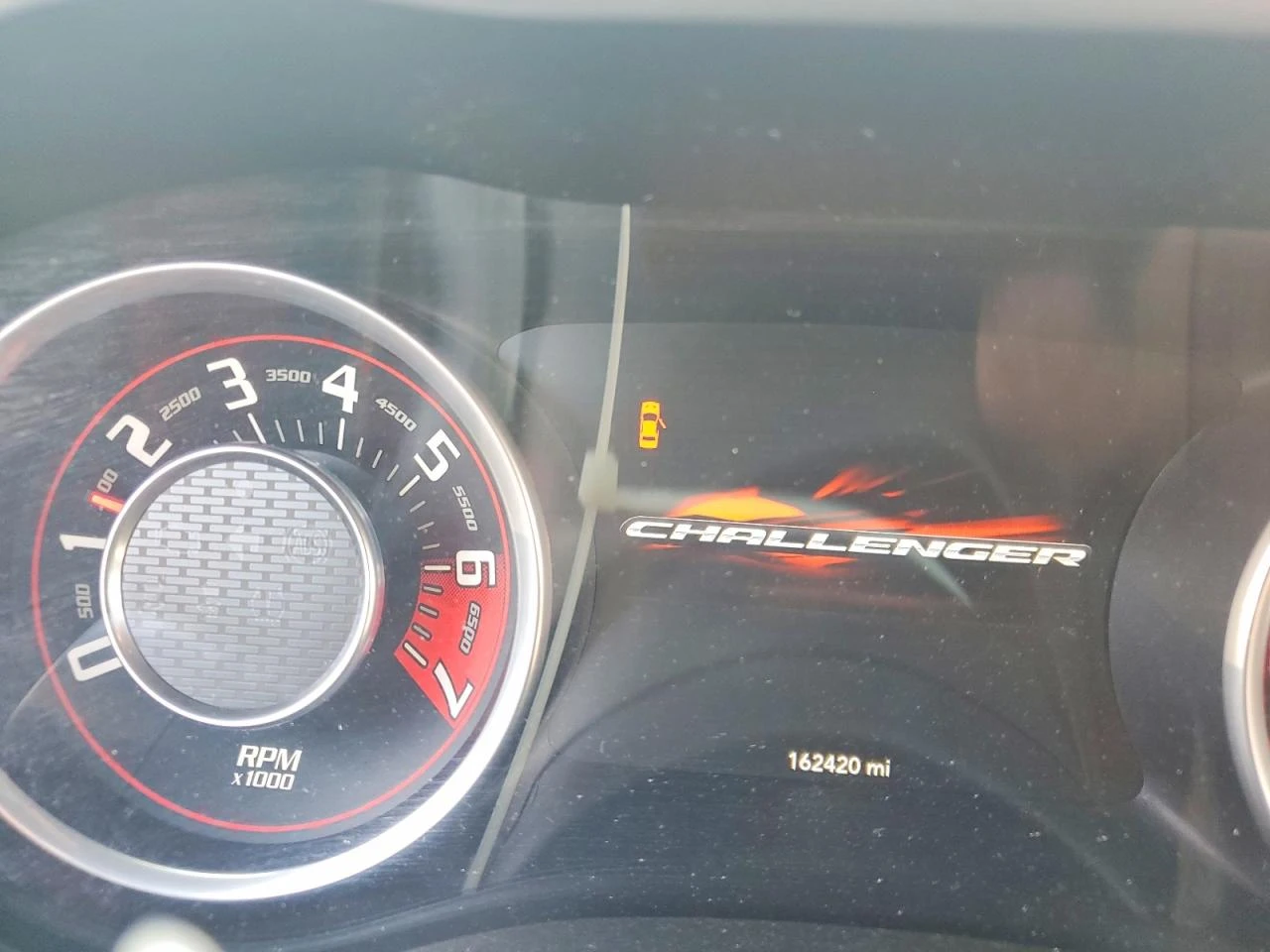 Dodge Challenger SRT 392* АЛКАНТАРА* РЪЧКА, снимка 9 - Автомобили и джипове - 54868611