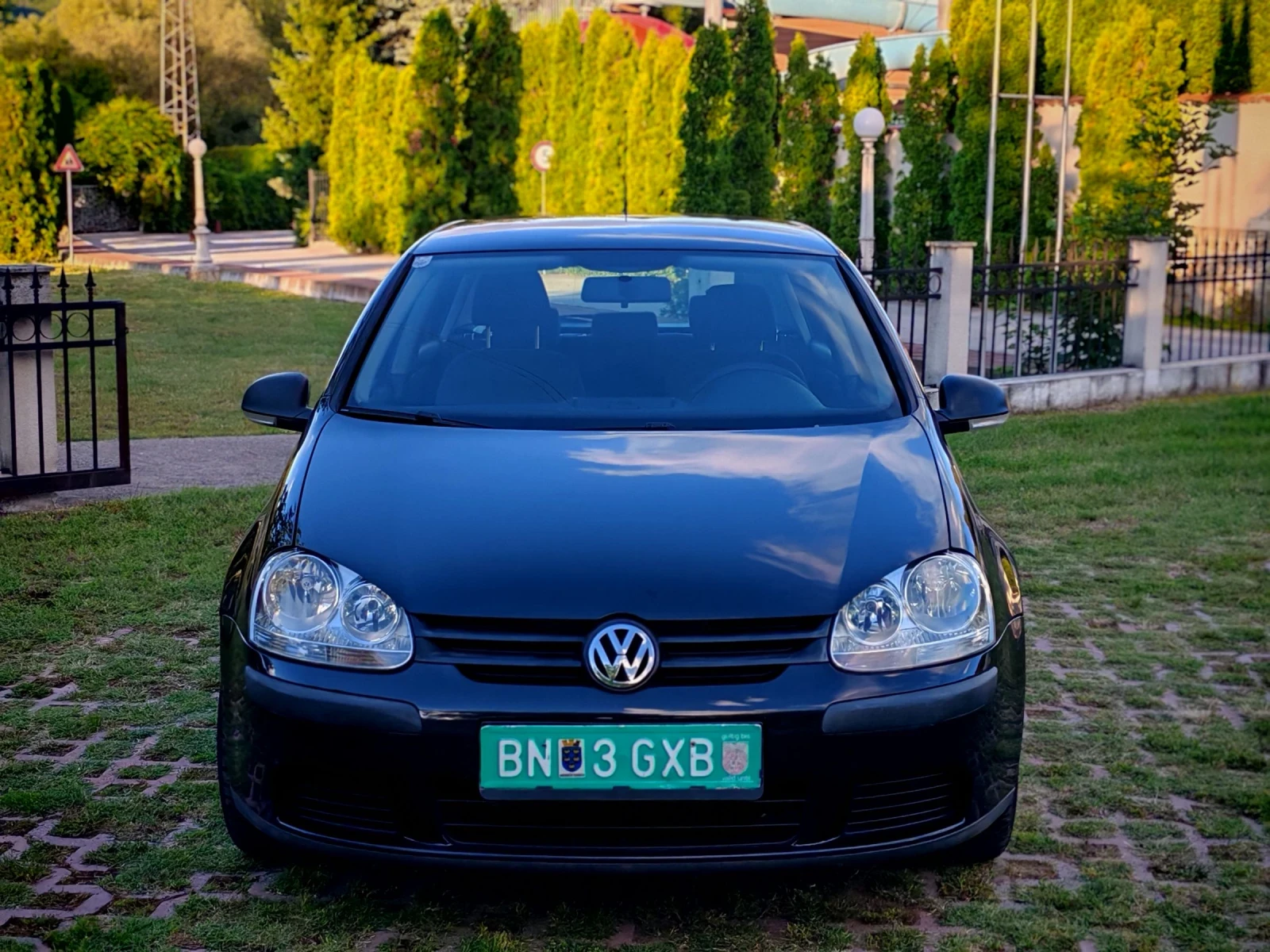 VW Golf 1.9TDI(90)* КЛИМАТРОНИК* НОВ ВНОС* , снимка 10 - Автомобили и джипове - 54896395