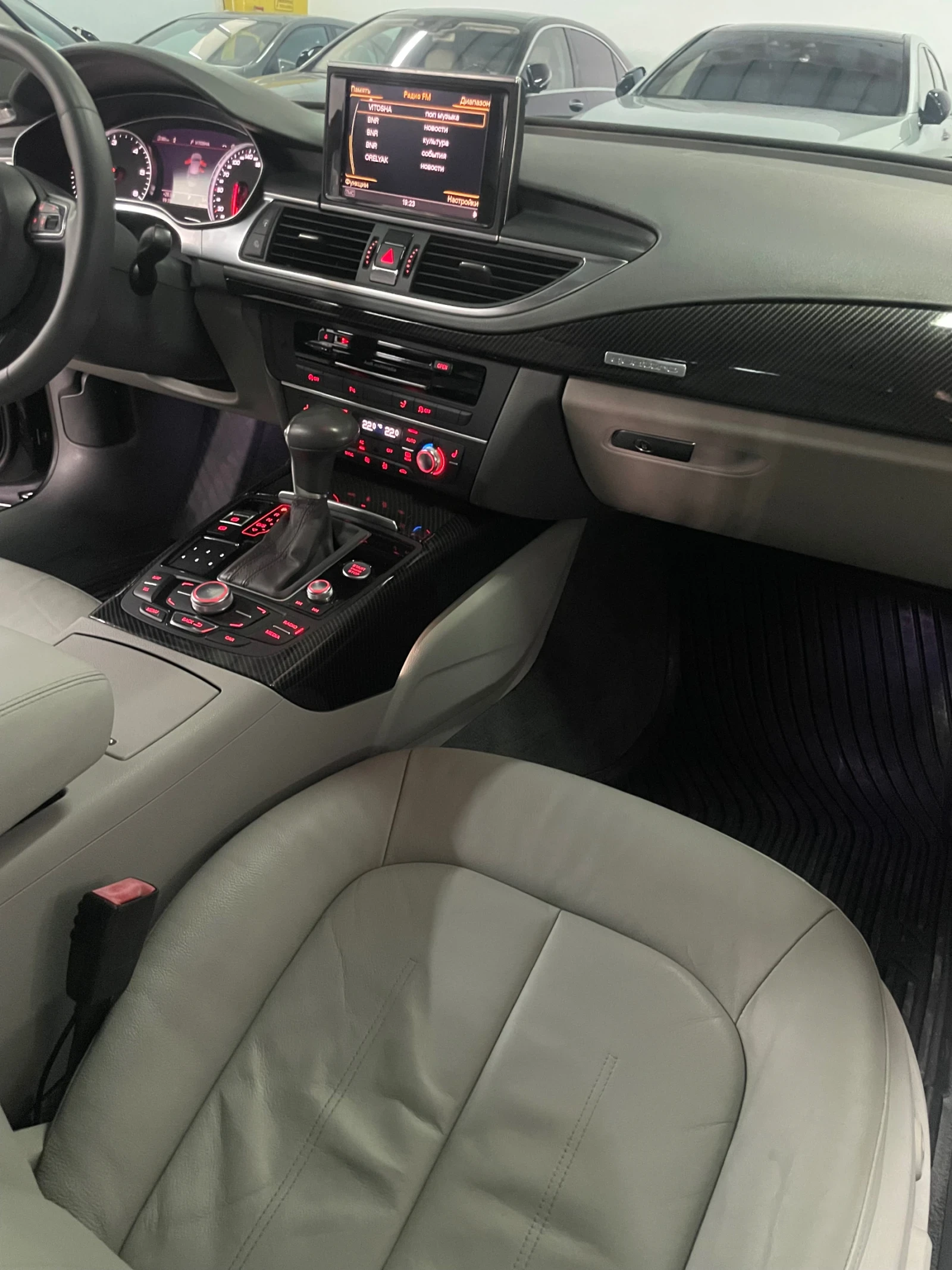 Audi A7 3.0TDI/Подгрев/ОБСЛУЖЕНА/КАТО НОВА!!!, снимка 16 - Автомобили и джипове - 55041991