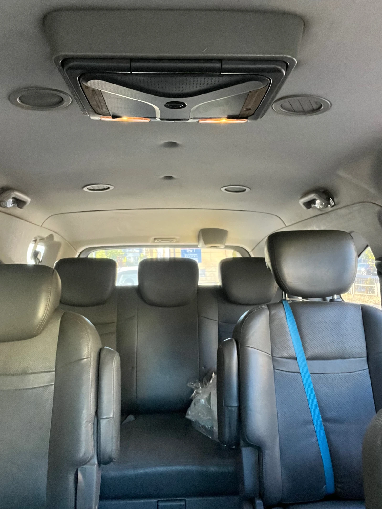 SsangYong Rodius 2.7, снимка 12 - Автомобили и джипове - 55069505