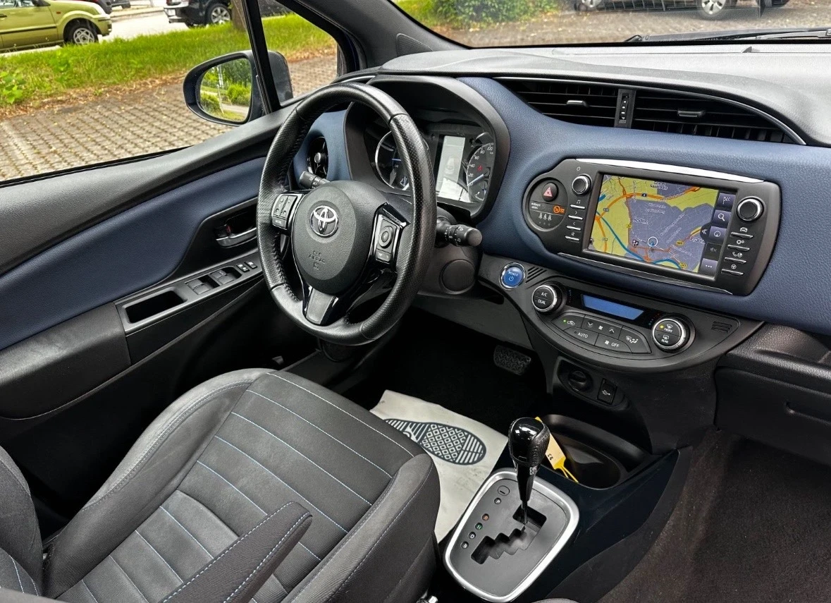 Toyota Yaris !!COMING SOON!! * 1.5 HYBRID * 108 000KM, снимка 5 - Автомобили и джипове - 55142442