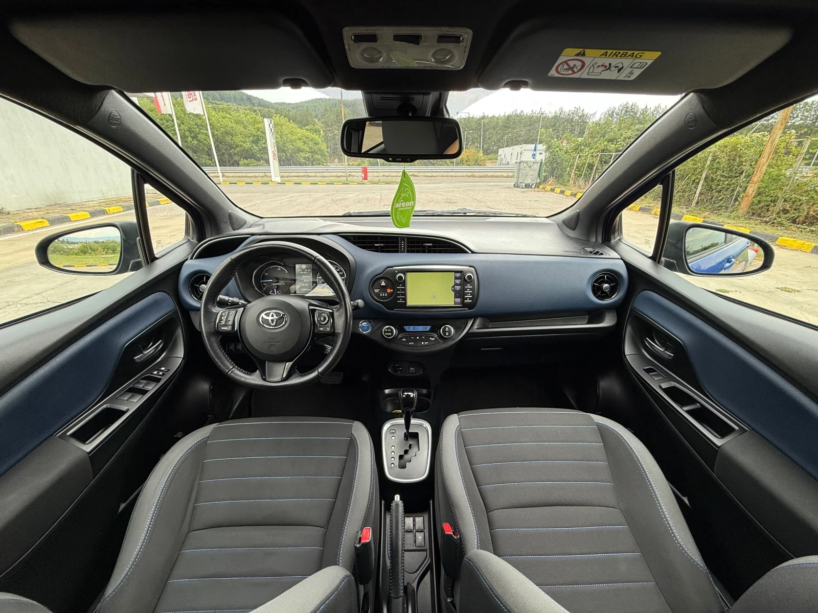 Toyota Yaris * 1.5 HYBRID * 108 050KM * COC * KTEO, снимка 11 - Автомобили и джипове - 55142442