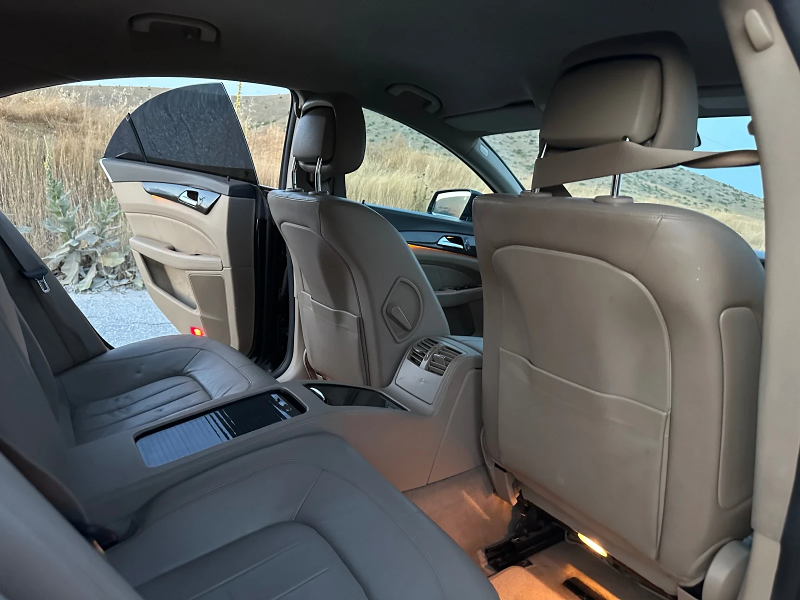 Mercedes-Benz CLS 350, снимка 9 - Автомобили и джипове - 55305154