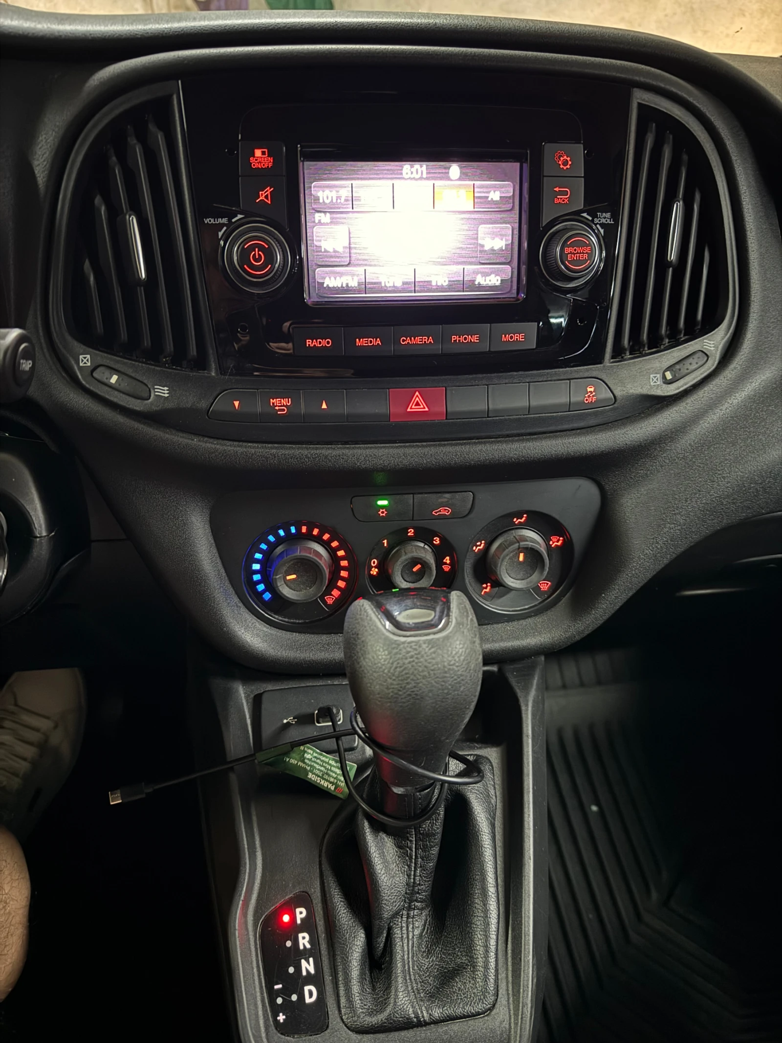 Fiat Doblo 2.4 LPG, снимка 5 - Автомобили и джипове - 55684264