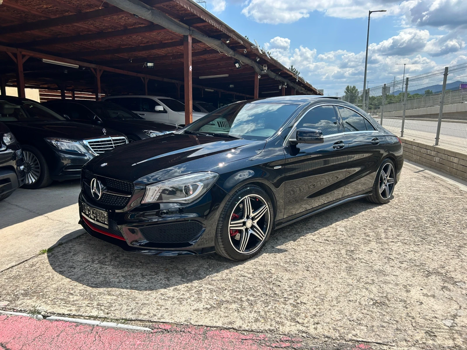 Mercedes-Benz CLA 250 AMG Premium 4MATIC
