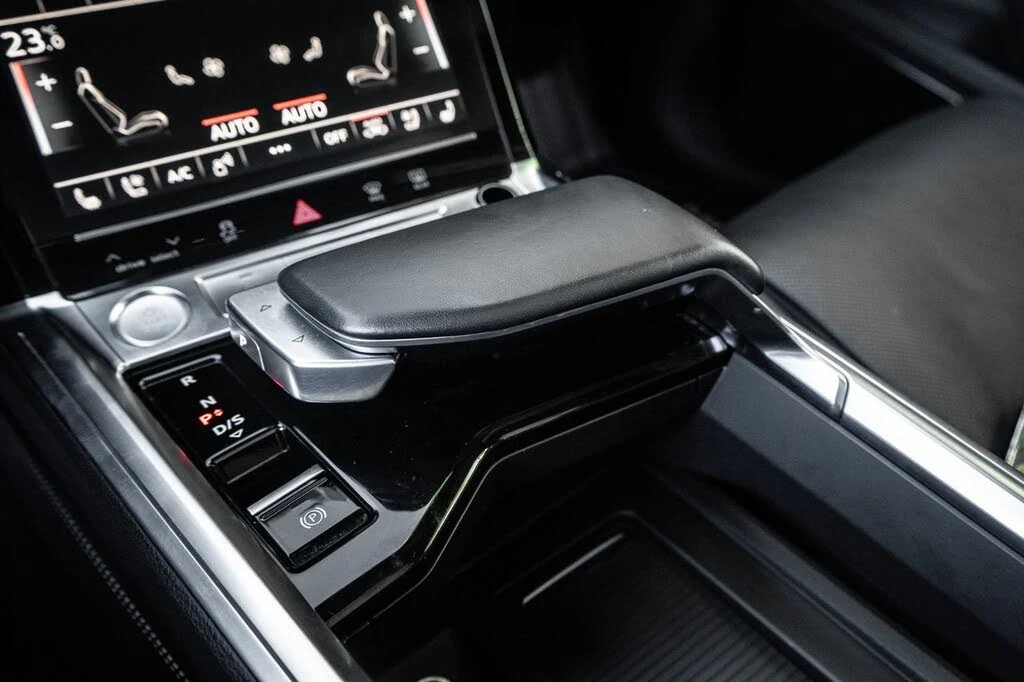 Audi E-Tron TechniK AWD | Bang&O| 360| VIRTUAL COCKPIT | Mobile.bg � ����������� 10