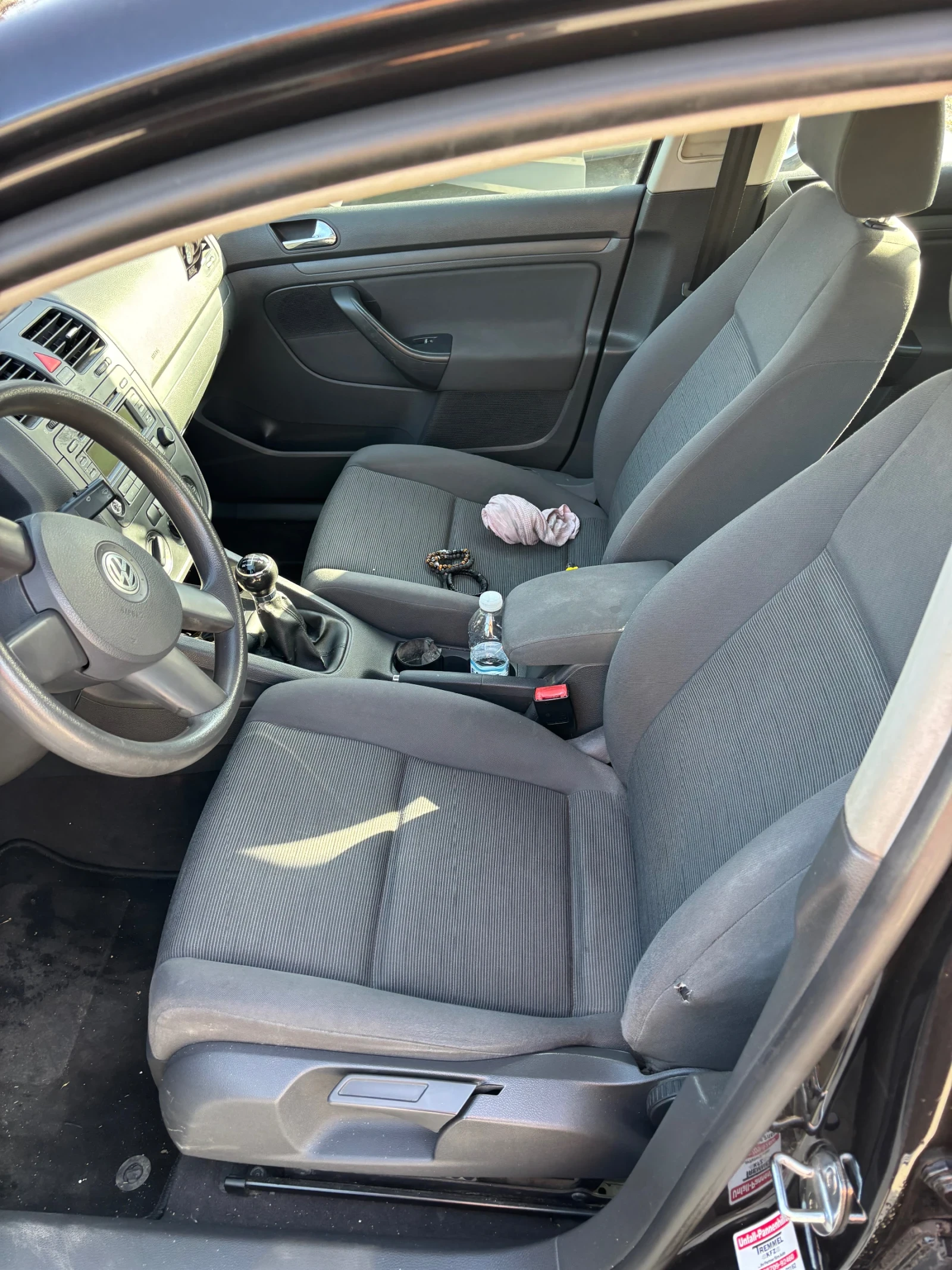 VW Golf Топ 1.4 бензин, снимка 8 - Автомобили и джипове - 55877738