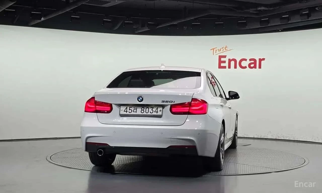 BMW 320, снимка 4 - Автомобили и джипове - 56685875
