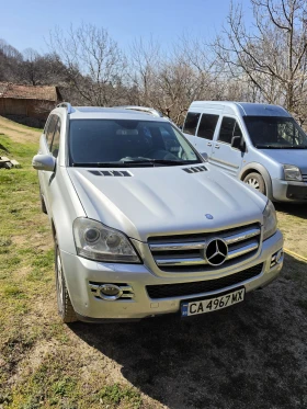 Mercedes-Benz GL 320 Реални километри.Колата е гаражна , снимка 2