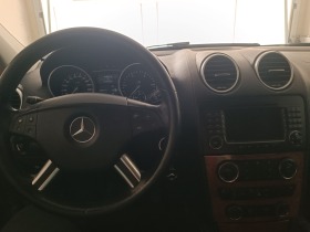 Mercedes-Benz GL 320 Реални километри.Колата винаги е стояла в гараж., снимка 7