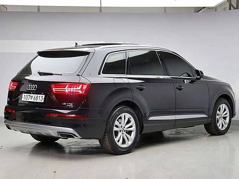 Audi Q7 45 TFSI Quattro| 231к.с., снимка 4 - Автомобили и джипове - 56351331