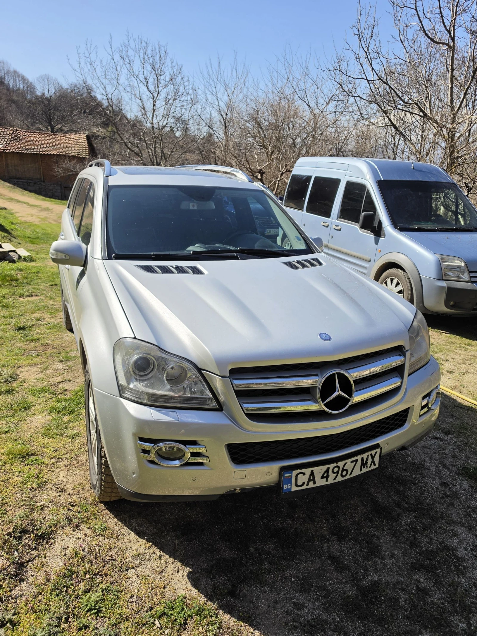 Mercedes-Benz GL 320 Реални километри.Колата е гаражна , снимка 2 - Автомобили и джипове - 52975276