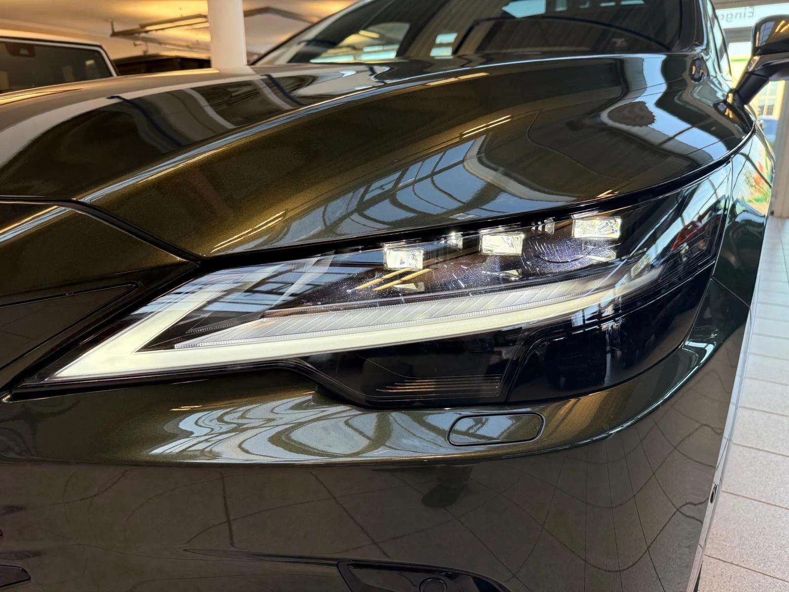 Lexus RX 450h plus LUXURY/309HP/MARK LEV./PANO/MATRIX/360/146f - изображение 9