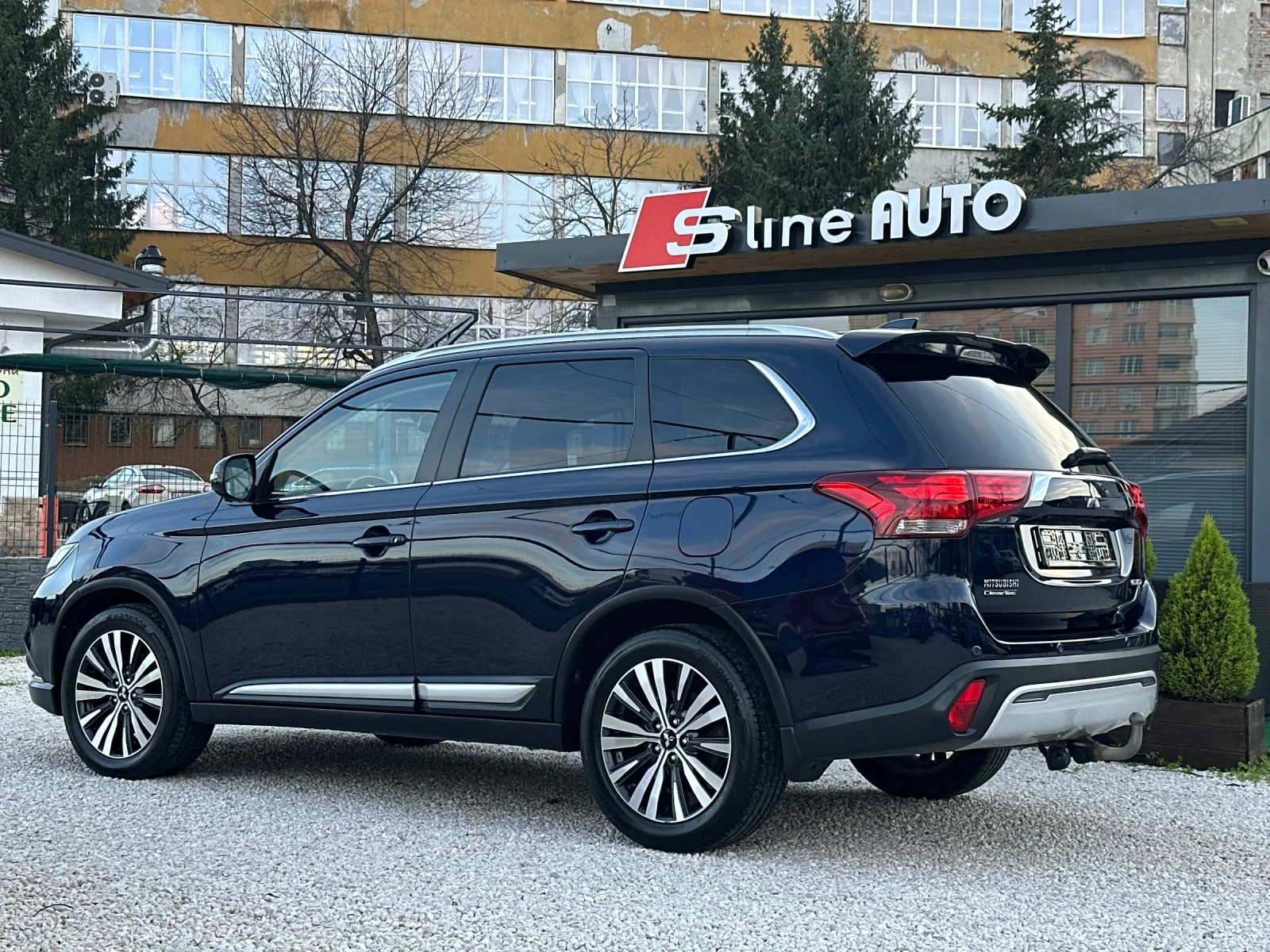 Mitsubishi Outlander Diamant Ed?t?on* 4WD* 360-* Full Led*  | Mobile.bg   2