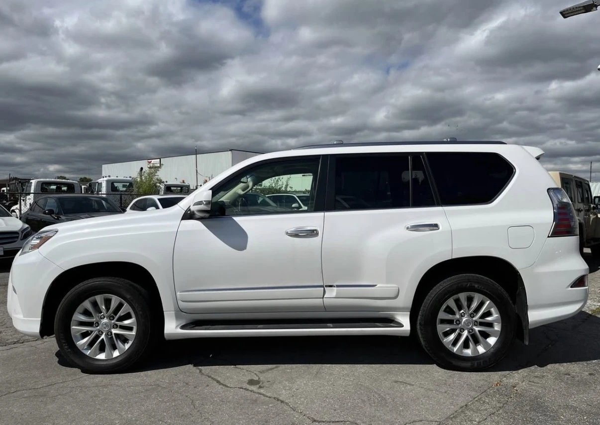 Lexus GX 460 Premium * 4WD * Сервизна История * Carfax * , снимка 3 - Автомобили и джипове - 53808988