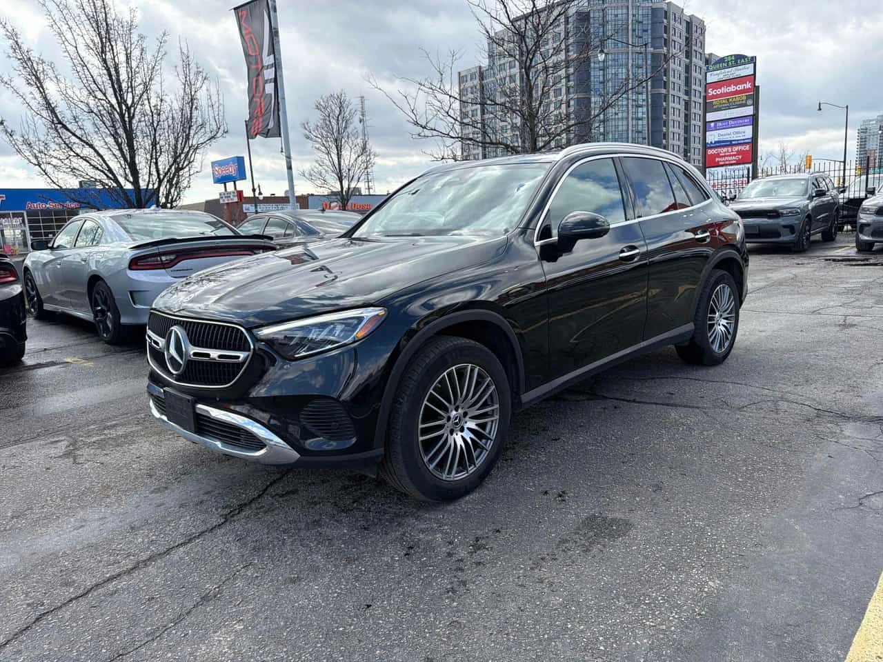 Mercedes-Benz GLC 300  CARFAX