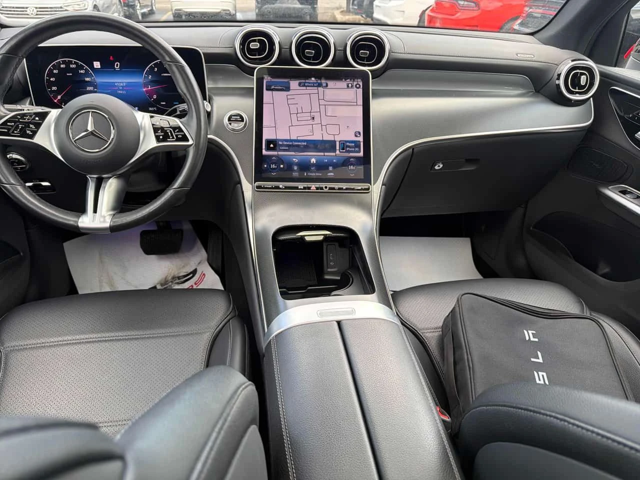 Mercedes-Benz GLC 300  CARFAX, снимка 9 - Автомобили и джипове - 54097351