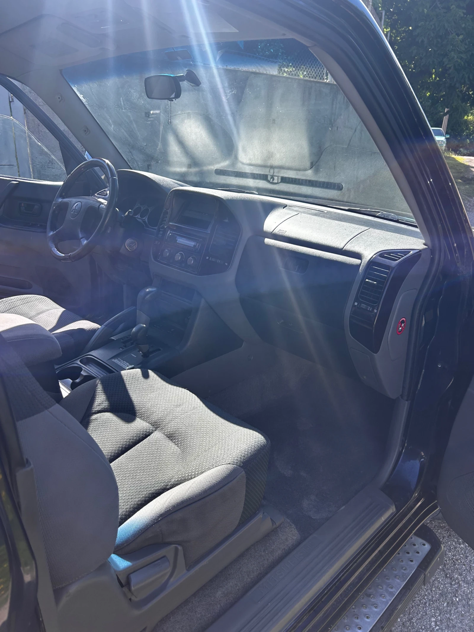 Mitsubishi Pajero 3.2 DID Къса база, снимка 5 - Автомобили и джипове - 54768636